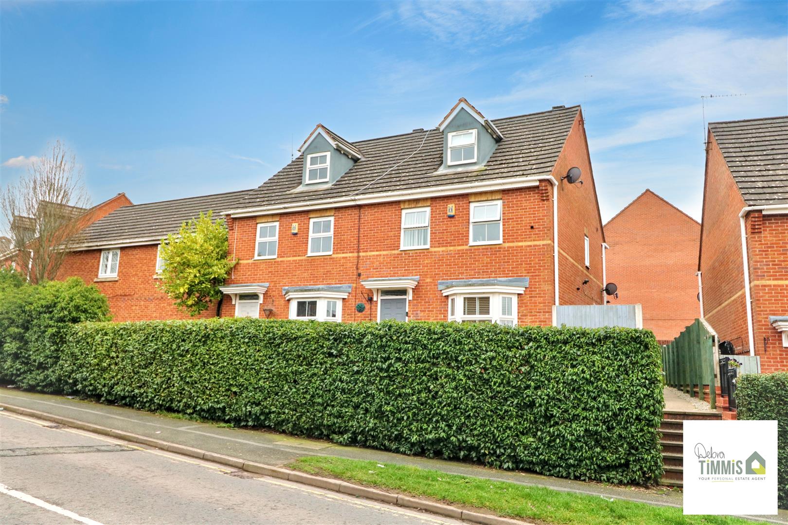 3 bed property in Chasewater Drive, Stoke-On-Trent